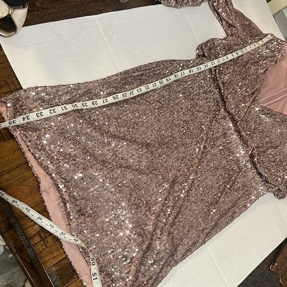 Eliza J Rose Gold Mauve Sequin Dress Faux Wrap Stretch waist sz 10 - Picture 9 of 10